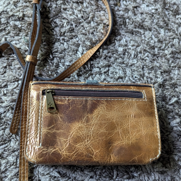 Patricia Nash Metallica Buckle Torri Bag - Picture 6 of 13